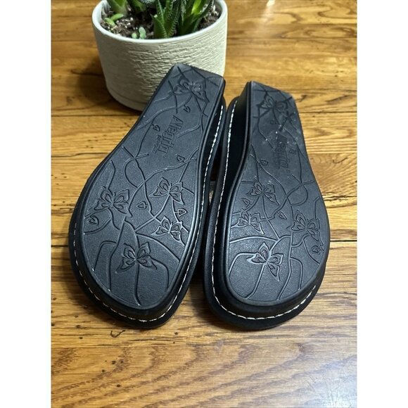 Alegria by PG Lite womens EUR 39/US 9 Viki Architexture Embossed Comfort SANDALS - Picture 6 of 7